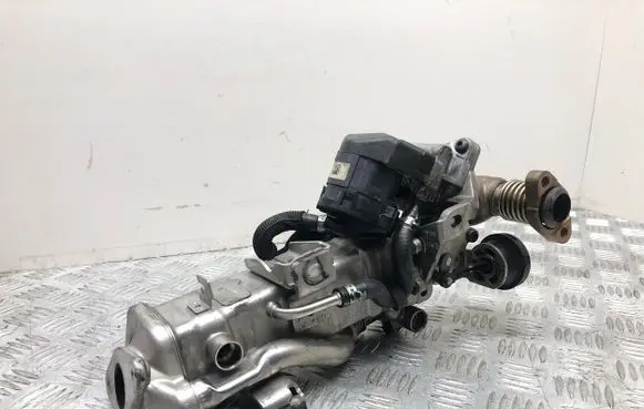 BMW 5 F10 F11 EGR valve cooler 7822350