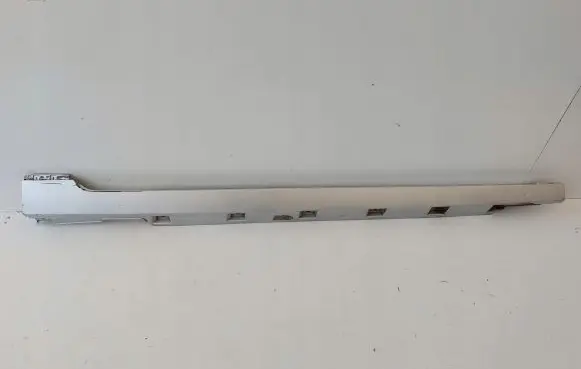 Volkswagen PASSAT B8 Sill 3G0853858F