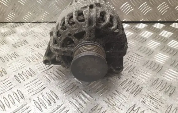 Mitsubishi Colt Generator/alternator A6361500350