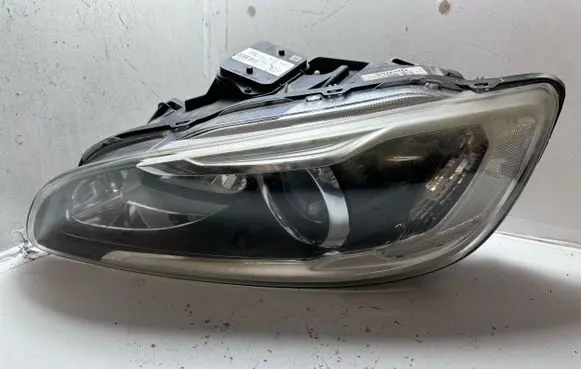 Volvo S60 Headlight/headlamp 31420261 89908941 2086