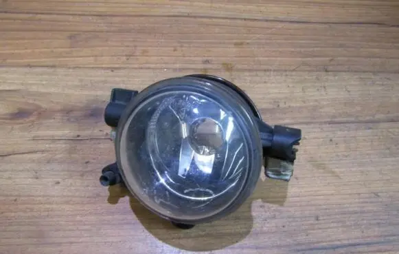 Ford Focus C-MAX Front fog light 3m5115k201aa 3m51-15k201-aa