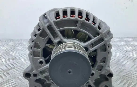 Skoda Rapid (NH) Generator/alternator 03C903023S