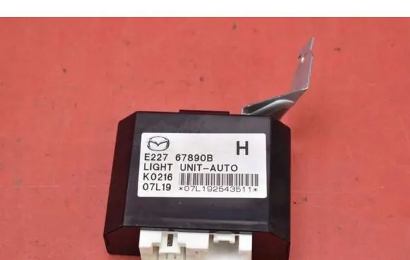 Mazda CX-7 Other control units/modules E22767890B