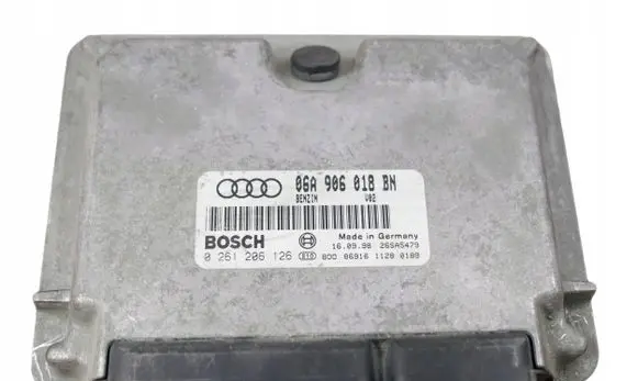 Volkswagen Golf IV Engine control unit/module 06A906018