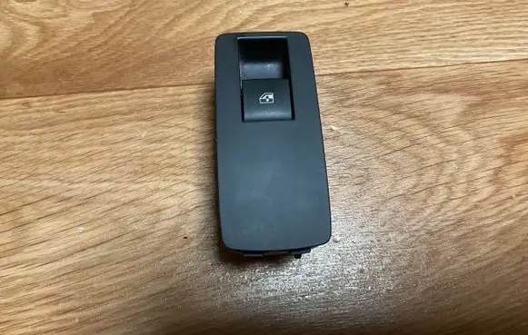 Opel Insignia A Electric window control switch 13301888 211410