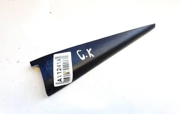 Volkswagen Touareg I Other rear door trim element 7L0839993
