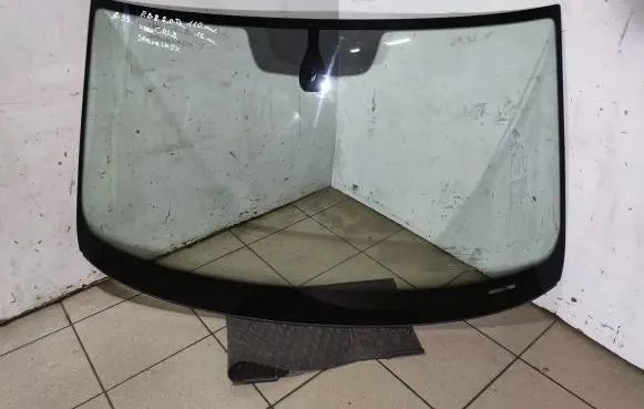 Volkswagen PASSAT B8 Front windscreen/windshield window E2043R00348 43R00348 00348