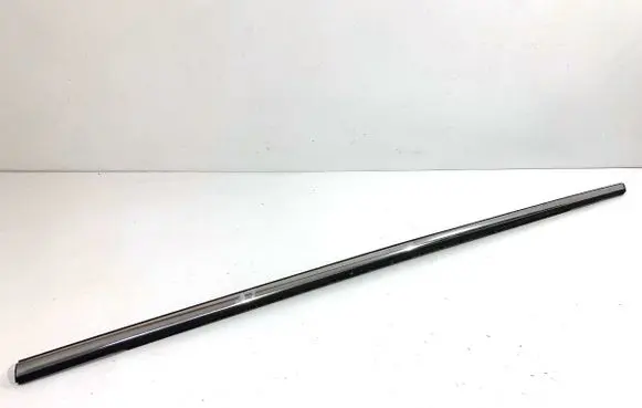 Mini Clubman F54 Front door windshield rail 