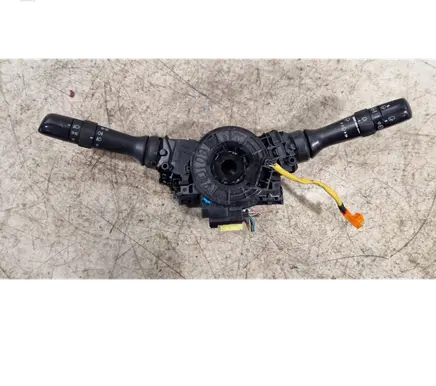 Wiper turn signal indicator stalk/switch