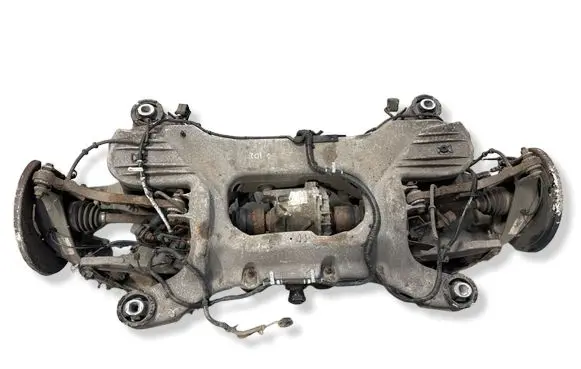 Land Rover Range Rover Sport L494 Rear axle beam with reductor 