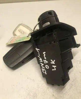 BMW 1 E81 E87 Ignition lock 10862510