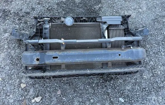 KIA Sportage Radiator support slam panel