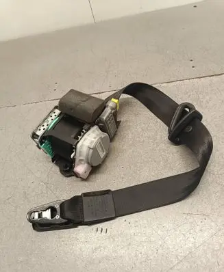 Audi A4 S4 B8 8K Front seatbelt 3066322 0715G5G174