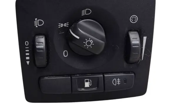 Volvo V50 Light switch 30739298