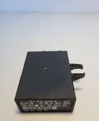 BMW 3 E46 Window wiper relay 61358357068