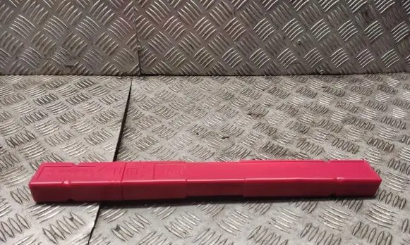 Audi A6 S6 C6 4F Emergency warning sign 4f0907280c