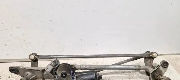 Lexus GS 300 350 430 450H Front wiper linkage and motor 8511030520