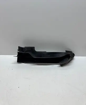 Audi Q7 4M Fender end trim 4M0821170C