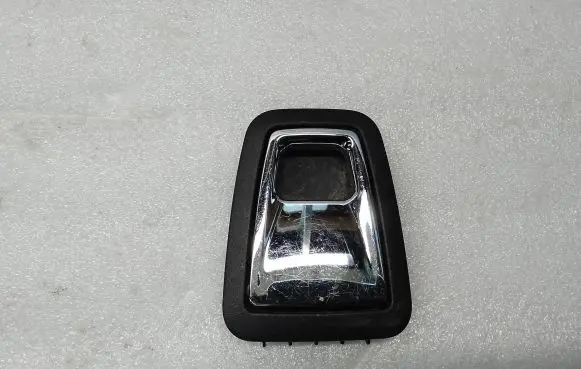 Volvo XC90 Tie down hook / loop 31462873