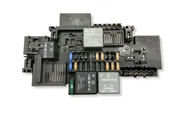 Mercedes-Benz GLC X253 C253 Fuse module A2229063202 50W211F04