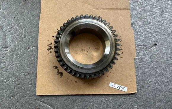Nissan Patrol Y61 Timing chain sprocket 130212W201