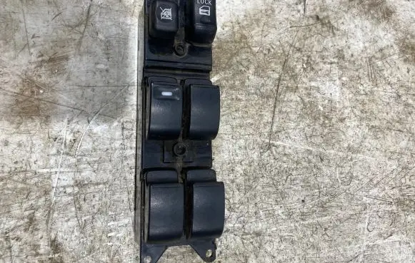 Mitsubishi Lancer Evolution Electric window control switch 8608A058 0389D C8DD606MB