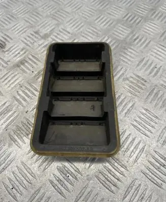 Land Rover Evoque I Quarter panel pressure vent 6H5219K502AB