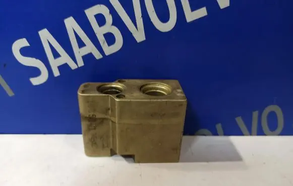 Saab 9-5 Air conditioning (A/C) expansion valve 964389X