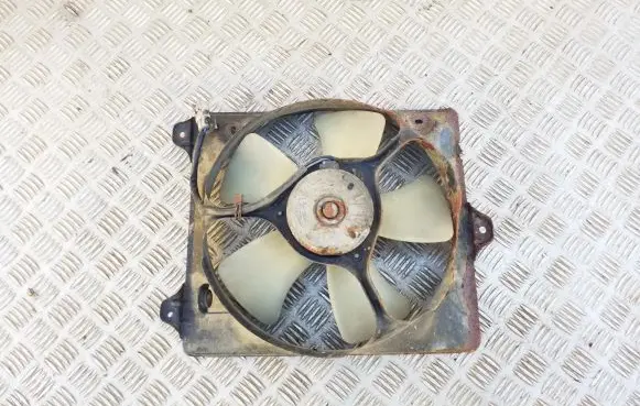 Toyota Avensis T220 Electric radiator cooling fan