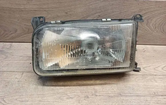 Volkswagen PASSAT B3 Headlight/headlamp 4411109 9520