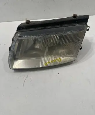 Volkswagen PASSAT B5 Headlight/headlamp