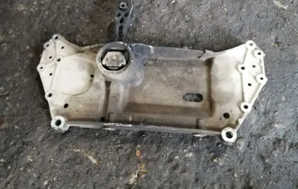 Volkswagen Caddy Front subframe 1K0199369G