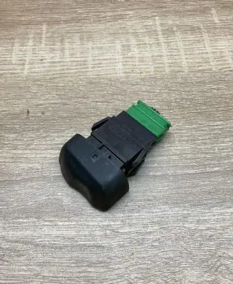 Renault Megane I Central locking switch button 841242B 98153
