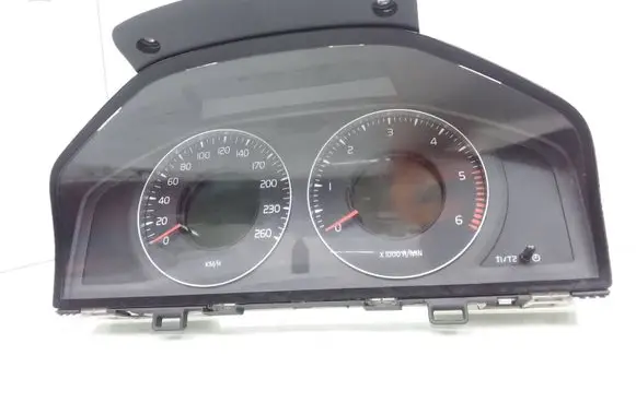 Volvo V70 Speedometer (instrument cluster) 31254535 36000411 69199660U