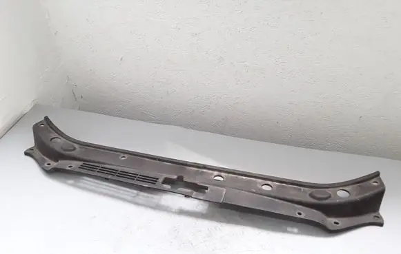 KIA Carens II Wiper trim 863611D050