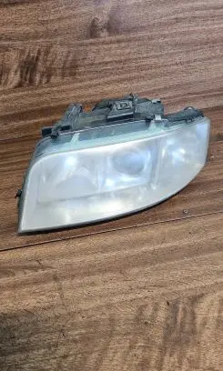 Audi A6 S6 C5 4B Headlight/headlamp