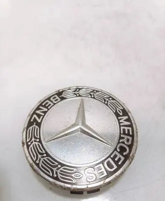 Mercedes-Benz C W203 Original wheel cap A1714000125