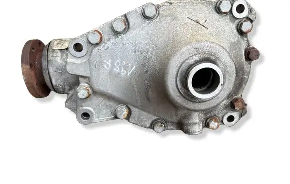 BMW 5 F10 F11 Front differential 7589155