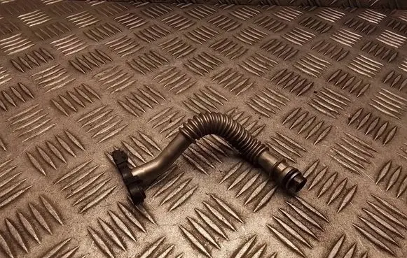 Peugeot 308 Turbo turbocharger oiling pipe/hose 9823885680