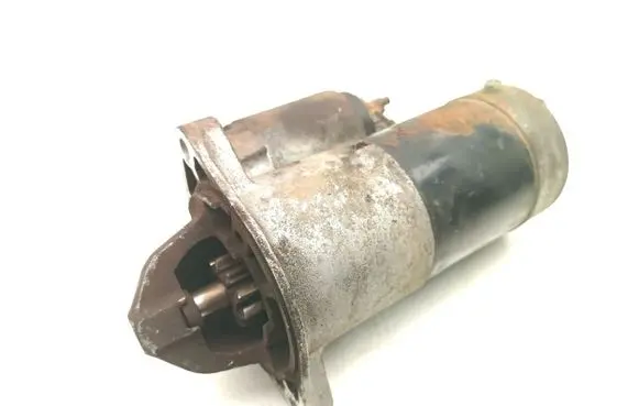 Opel Zafira B Starter motor 55353857 M001T30072