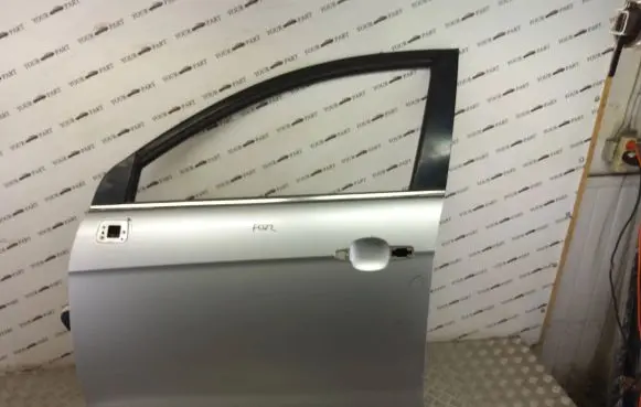 Chevrolet Captiva Front door 801001148r