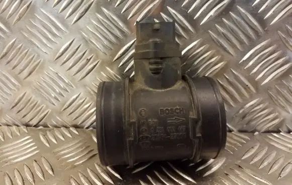 KIA Carens I Mass air flow meter 0281002447 2816427000