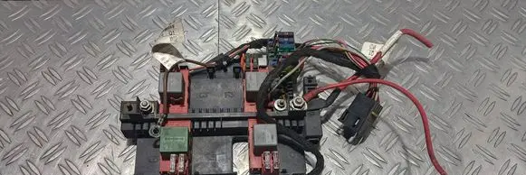 Mercedes-Benz ML W163 Fuse box set 08200202 57920 1635450405