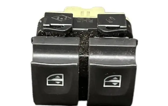 Renault Captur Electric window control switch 254117915R 10023901