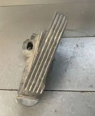 Audi A3 S3 8P Accelerator throttle pedal 1K2723503M
