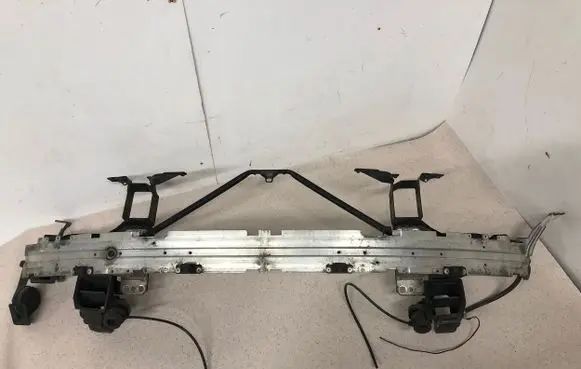 BMW 5 E60 E61 Radiator support slam panel