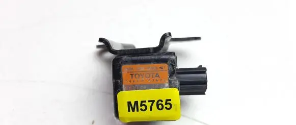 Toyota Prius (XW20) Airbag deployment crash/impact sensor 1876005720 M5765