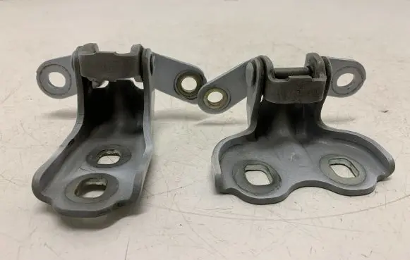 Front door hinge set