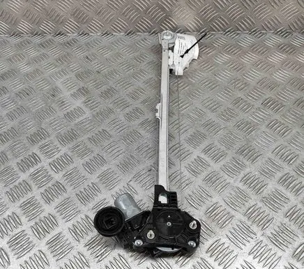 Mazda CX-30 Rear window lifting mechanism without motor DFR572590 BCJH7258X