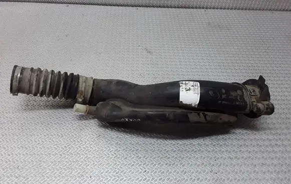 Fuel tank filler neck pipe